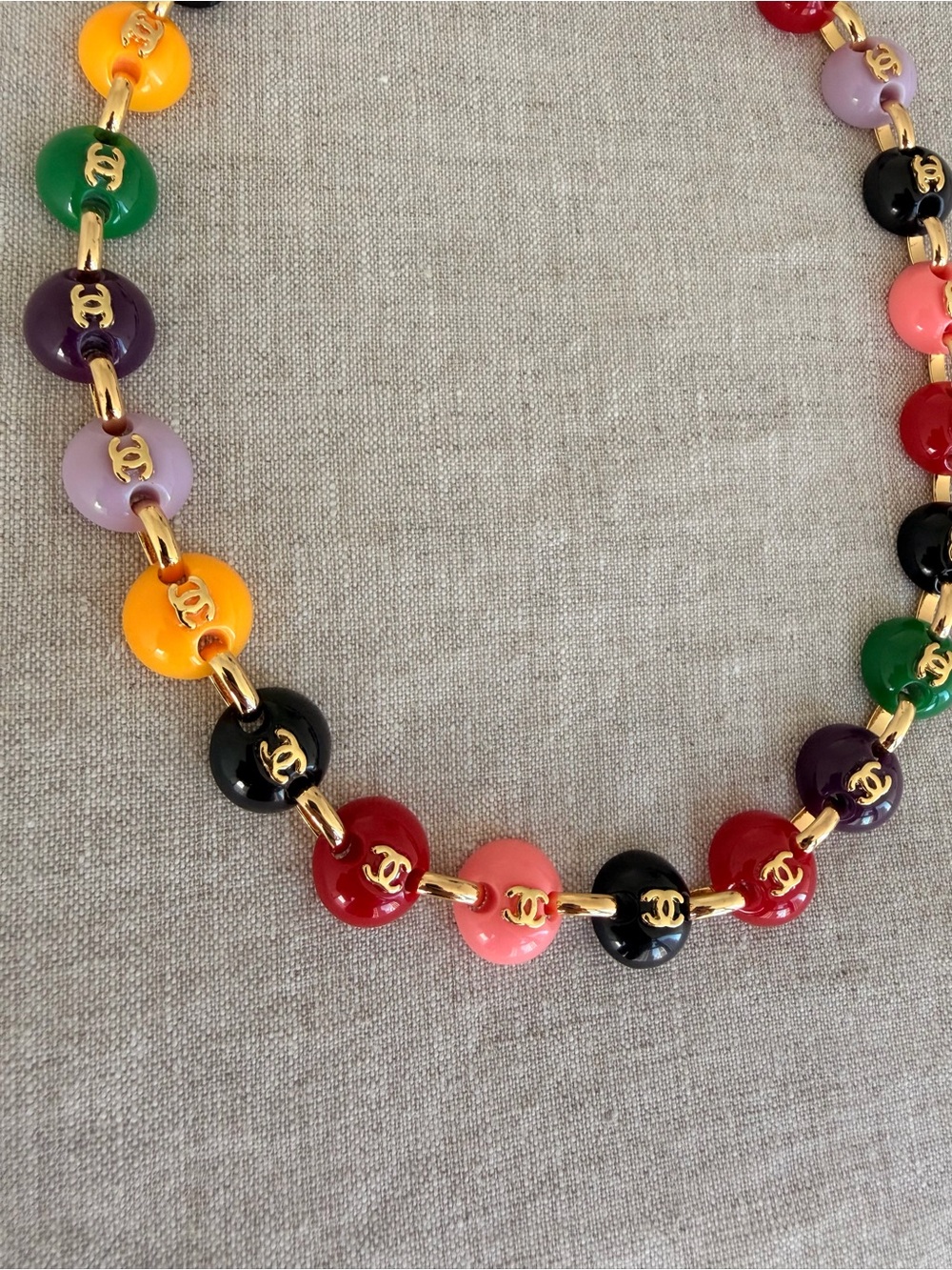 🍭CHANEL Multicolor Button Link Necklace with Gold-Tone Hardware🍭 - Picture 6 of 12
